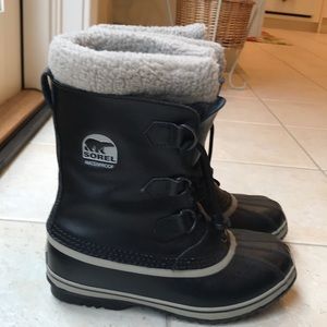 Men’s SOREL Winter Boots, Waterproof, USA size 6, Navy